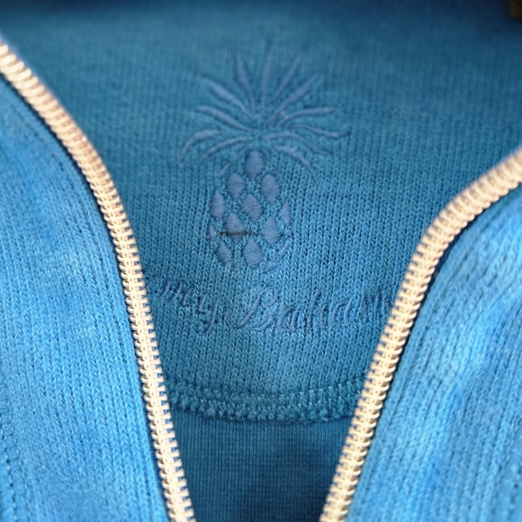 Tommy Bahama Aqua Quarter-Zip Pullover. W XXS - Picture 12 of 15